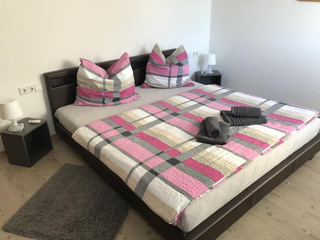 Exklusive Wohnung Mit Dachterrasse In Schleussig ไลป์ซิก ภายนอก รูปภาพ