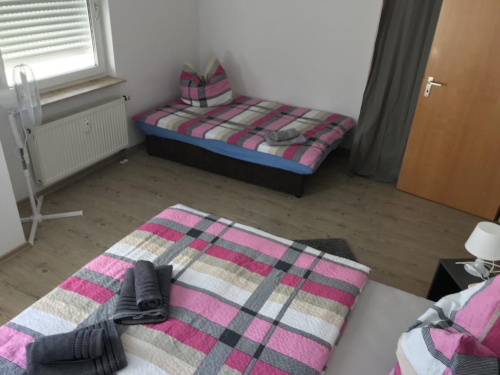 Exklusive Wohnung Mit Dachterrasse In Schleussig ไลป์ซิก ภายนอก รูปภาพ